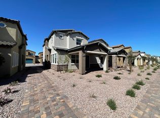 211 Vanhoy Ave, Henderson, NV 89011