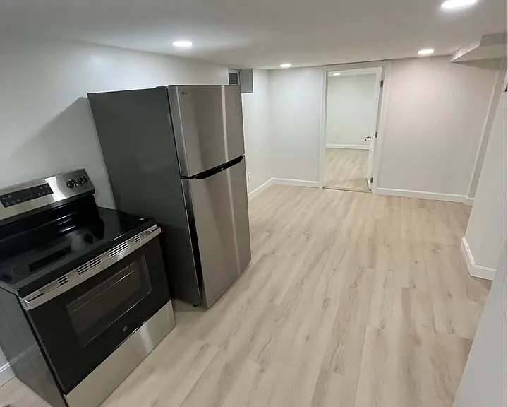 108 Magill St #1A — Photo 7