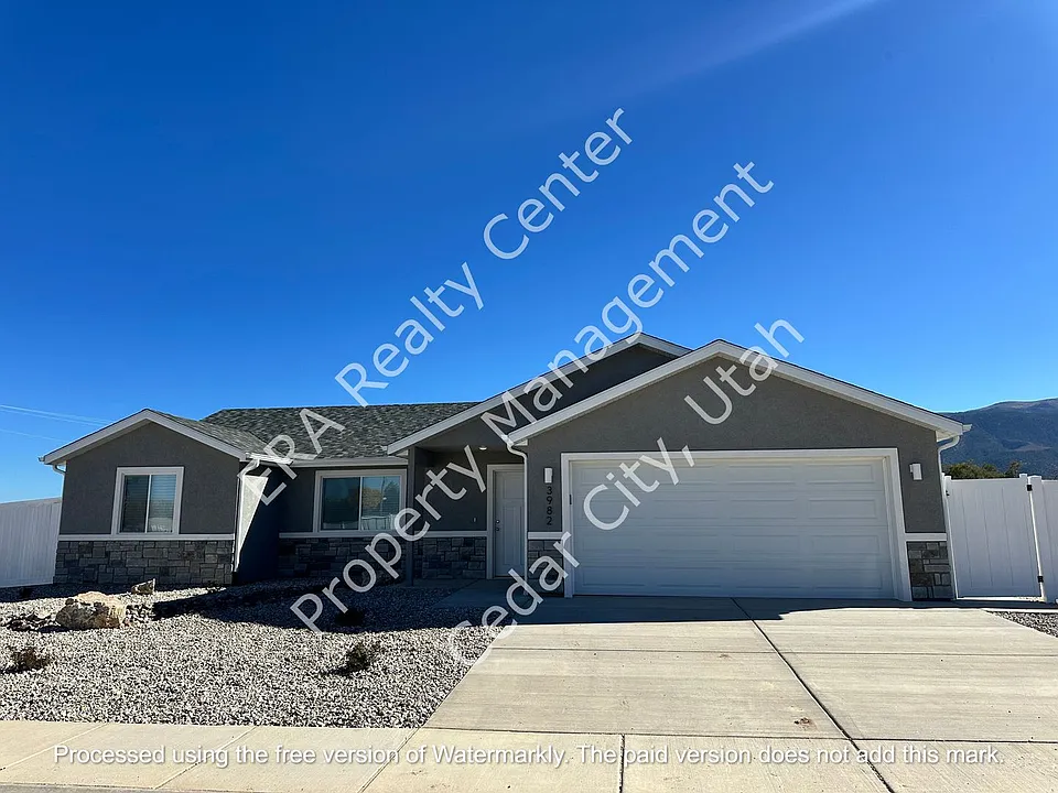 3981 N Hawks Landing Loop