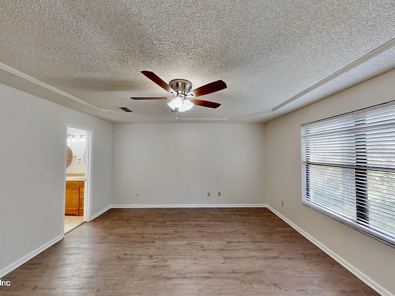 3052 Marrano Dr — Photo 8
