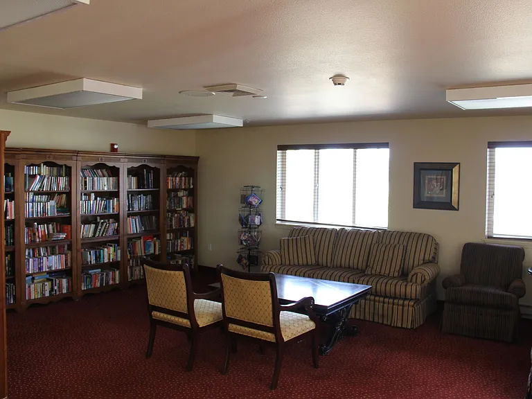 5900 Canyon View Dr — Photo 3