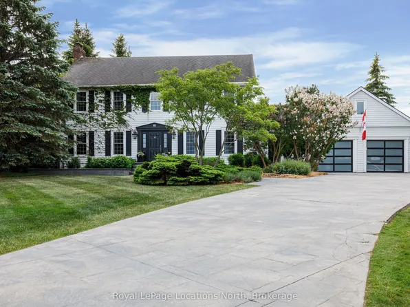 42 Lockhart Rd, Collingwood, ON L9Y 2L3