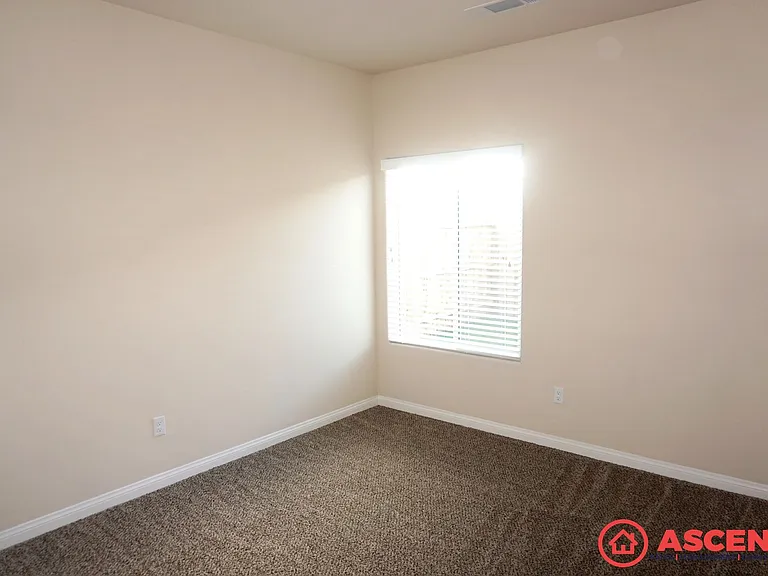 5511 Beacon Ridge Ct — Photo 6