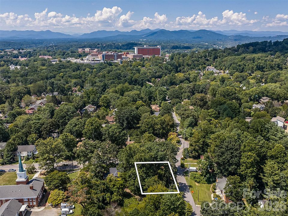 1st image of 145 Kenilworth Rd