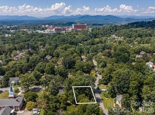 145 Kenilworth Rd, Asheville, NC 28803