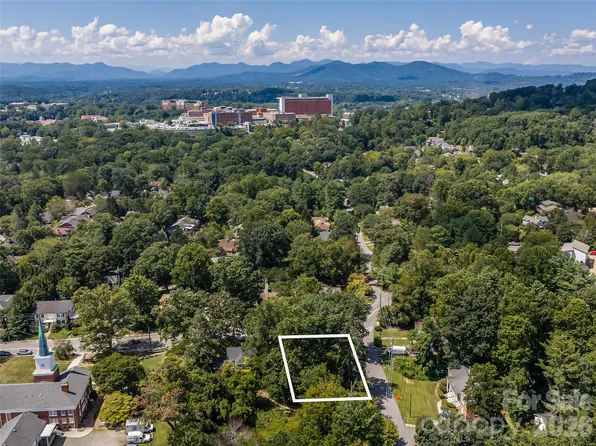 145 Kenilworth Rd, Asheville, NC 28803