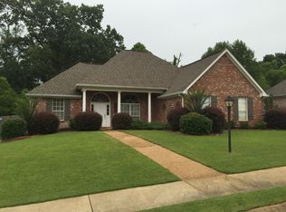 106 Cambridge Cv, Clinton, MS 39056