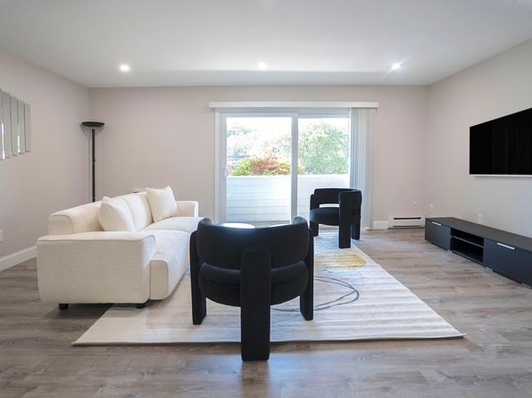 1020 Southern Artery #76-1