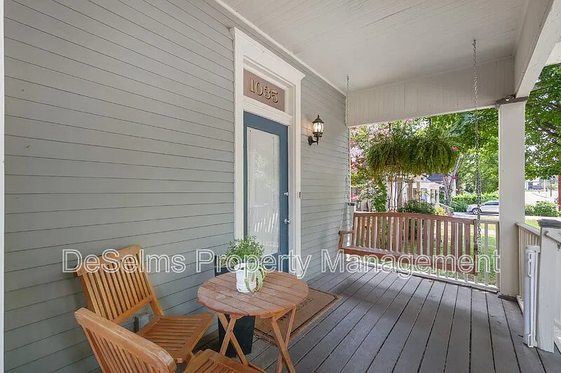 3 bed, 2.0 bath, 1465 sqft, $3,250 — Photo 3