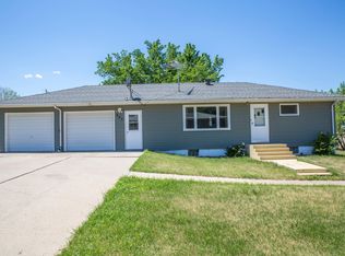 302 5th St S, New Salem, ND 58563