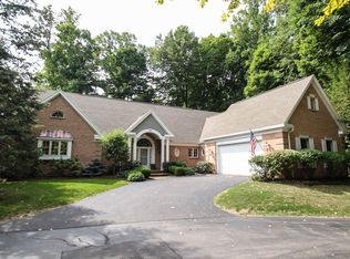 68 Woodbury Pl, Rochester, NY 14618