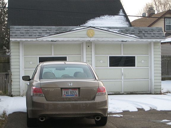 2 car detached garage