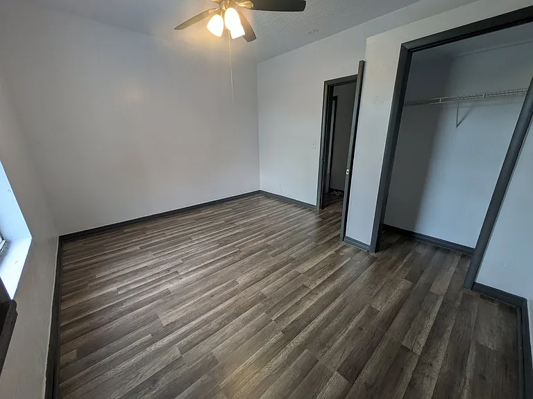 1507 Avenue I #B — Photo 20