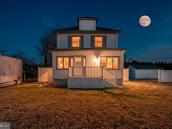 3rd image of 2653 S Main Rd