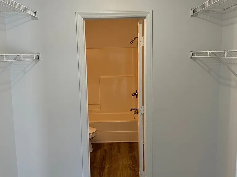 Arlington Apartments — Photo 133
