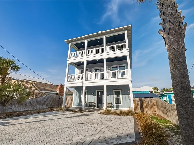 8320 Surf Dr — Photo 41