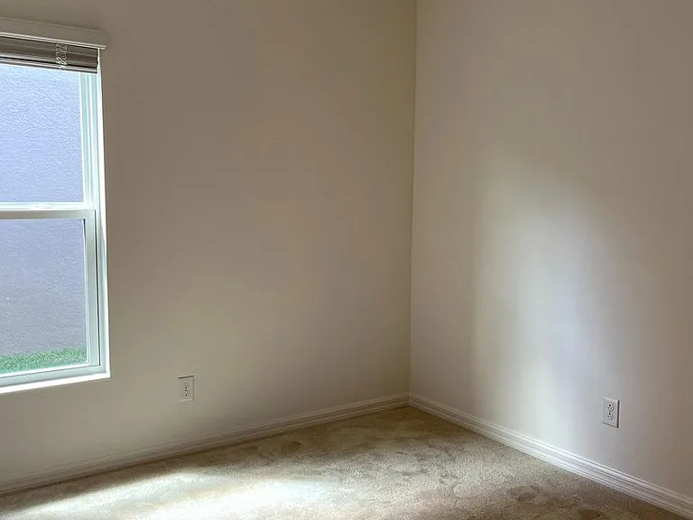 908 Anna Pl — Photo 9