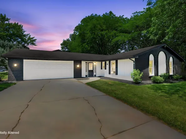601 Erie Pass, Auburn, IN 46706