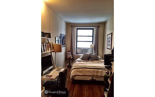 Rented by Douglas Elliman | media 35