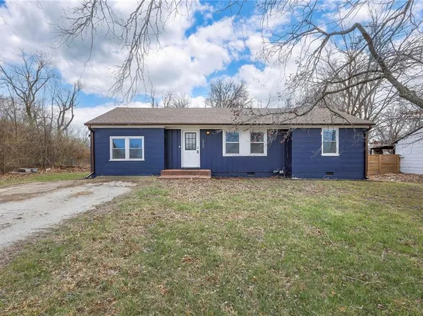 5205 Longview Rd, Kansas City, MO 64137