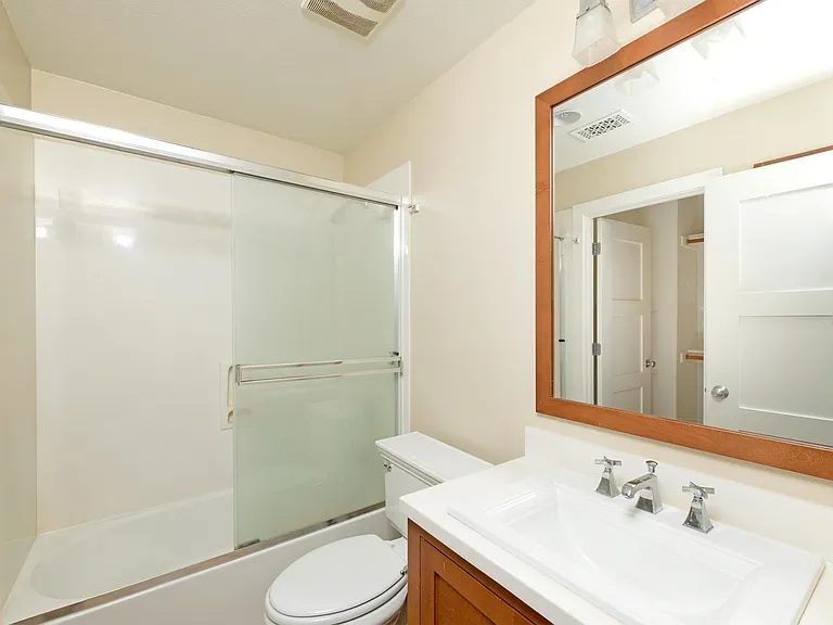 1270 Dahlia Loop — Photo 10
