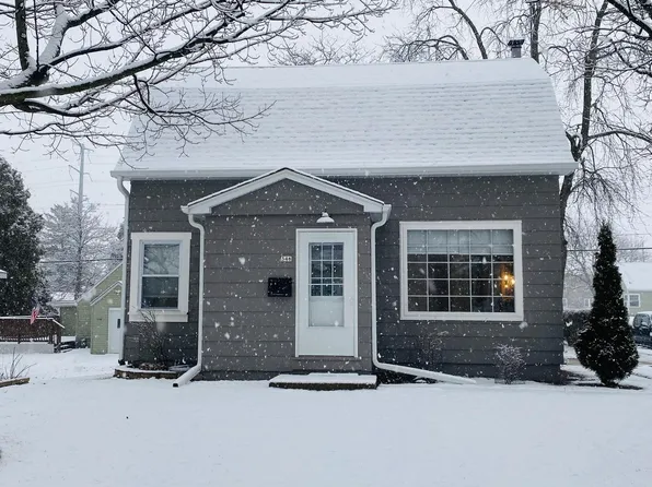 346 South Garfield AVENUE, Port Washington, WI 53074