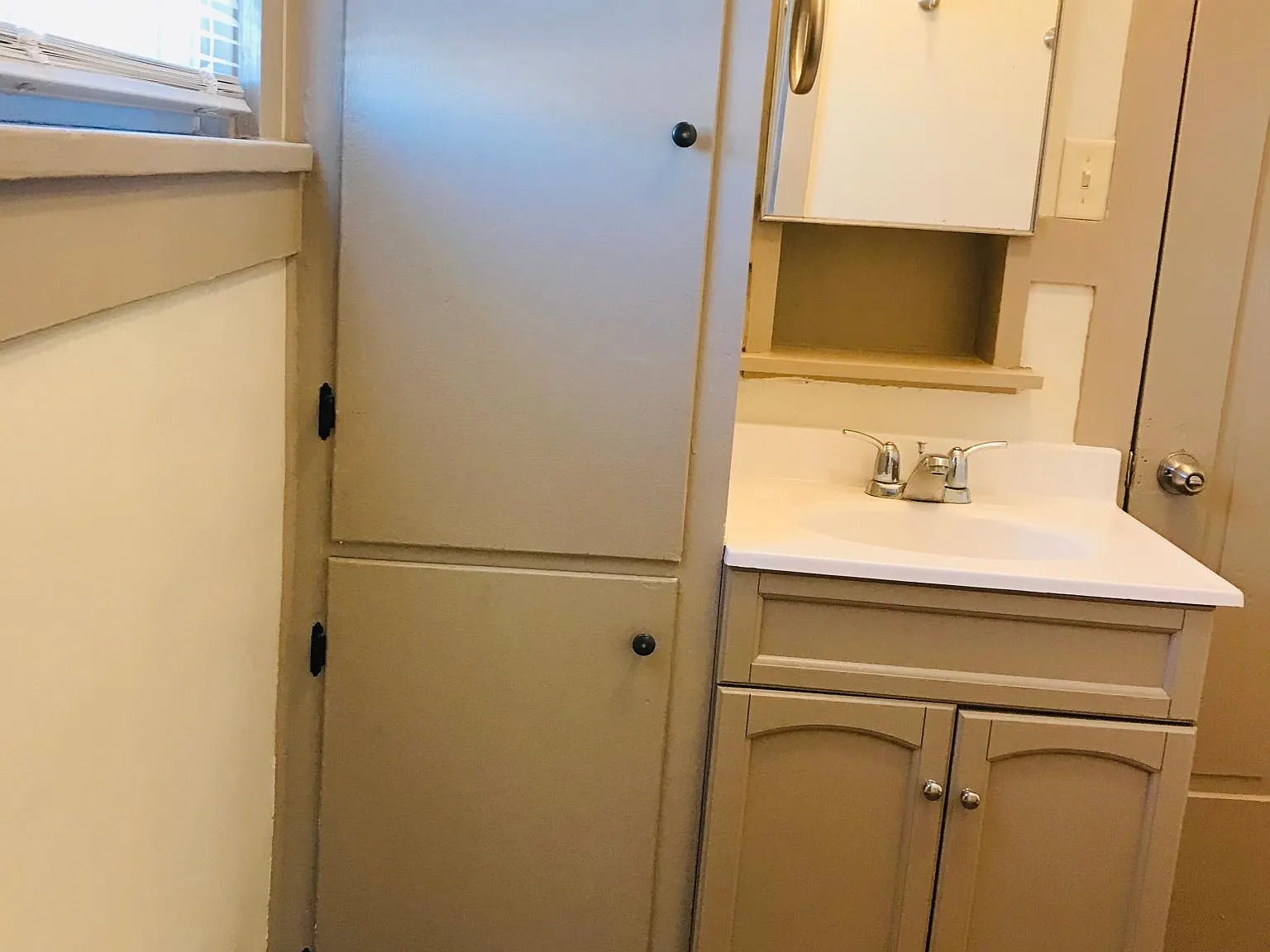 3 bed, 1272 sqft, $1,500 — Photo 4