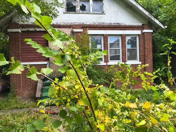 15727 Turlington Ave, Harvey, IL 60426