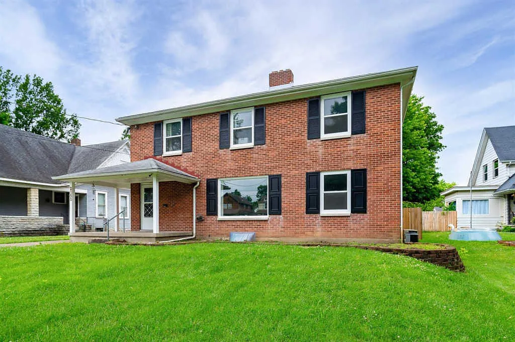 2855 Pleasant Ave photo 1