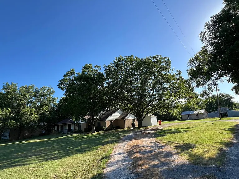 7538 FM 982 — Photo 33