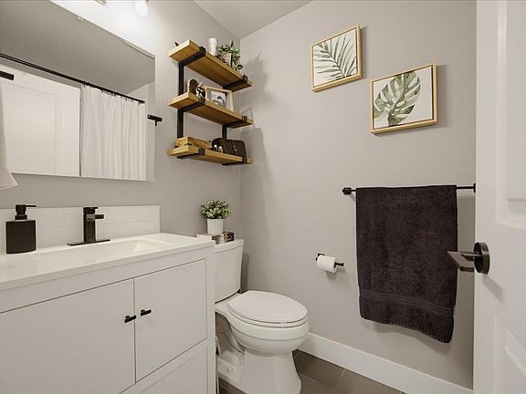 5th image of 15918 26th Ave #221