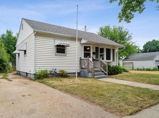 731 Jean Ellen Dr, Beloit, WI 53511