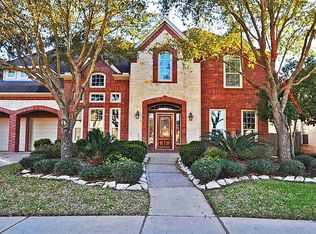 6011 Springbrook Ct, Sugar Land, TX 77479