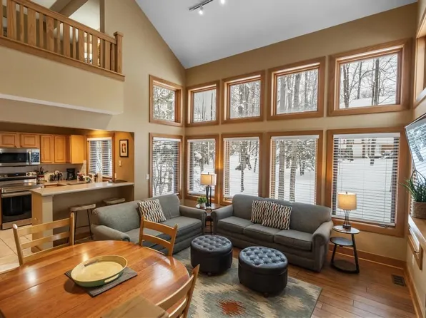 2136 Deerview Dr #62, Boyne Falls, MI 49713