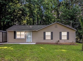 22 Cardinal Ln, Jonesboro, GA 30238