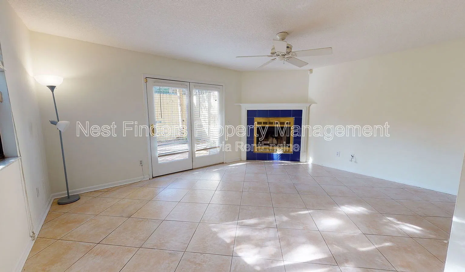 2 bed, 2.5 bath, 1254 sqft, $2,300 — Photo 2