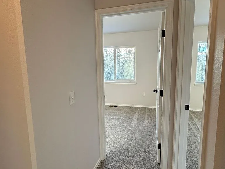 1733 N Nina Cir — Photo 8
