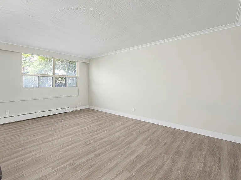 115 Dowling Ave #101 — Photo 21