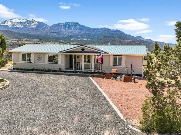 706 E Cottontail Rd, Central, UT 84722