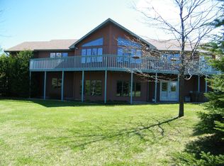 55 County Road Jj, RIVER FALLS, WI 54022