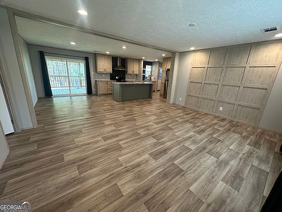 3rd image of 2470 Kitchen Rd