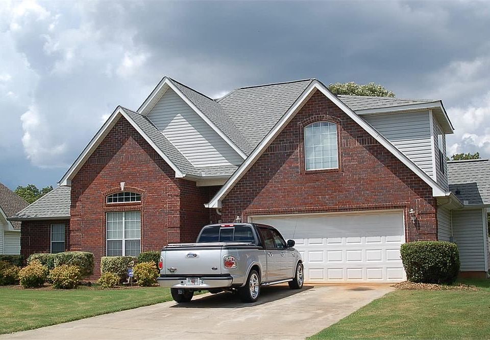 1st image of 1140 Thornblade Dr
