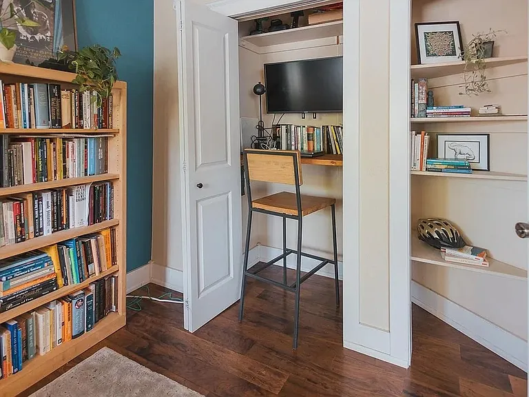 233 N Meldrum St #B6 — Photo 11