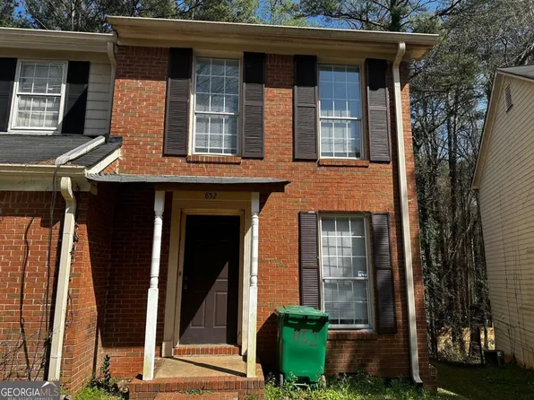852 Glynn Oaks Dr, Clarkston, GA 30021