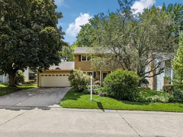 3112 Townview Ave NE, Minneapolis, MN 55418