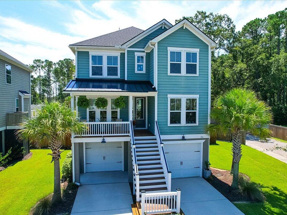 1st image of 414 Amalie Farms Dr