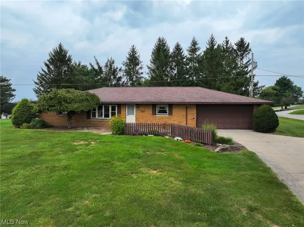 5231 State Route 39, Millersburg, OH 44654