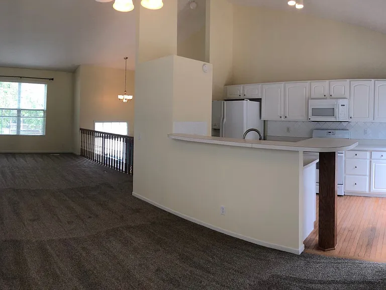 2913 Rahn Blvd — Photo 5