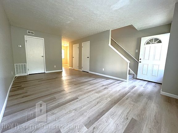 4th image of 6247 Michaelkenney Ln