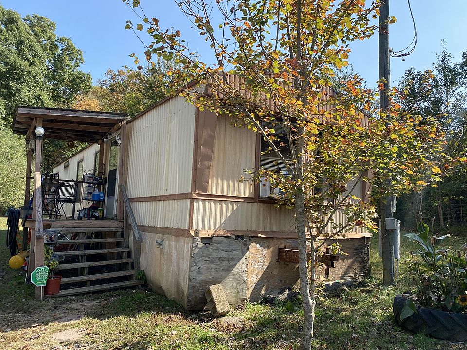 2nd image of 8944 Old Highway 46
